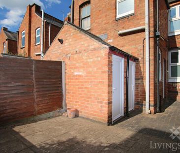 3 bedroom terraced house to rent - Photo 4