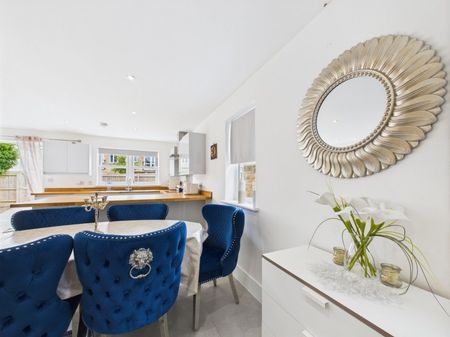 Britwell Road, Burnham, Bucks,SL1 - Photo 4