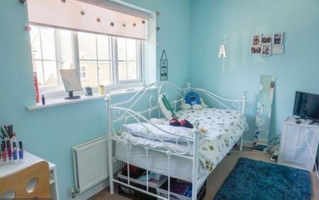 2 bedroom semi-detached house to rent - Photo 3