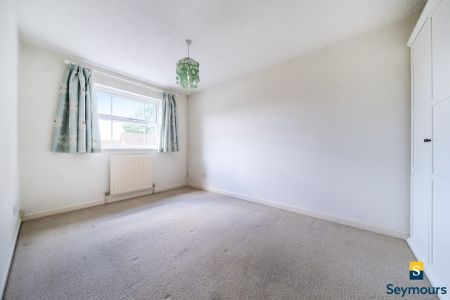 Cater Gardens, Guildford, Surrey, GU3 - Photo 5