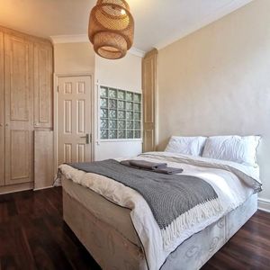 1 Bedroom, 1 bath, 1 reception Flat - Photo 2