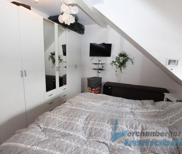 Großzügig geschnittene 2-Zimmer-Dachgeschosswohnung mit Dachterrasse - Photo 3