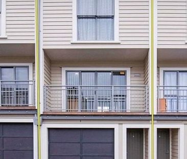 2 Bedroom secure townhouse for rent in Papatoetoe - Photo 1