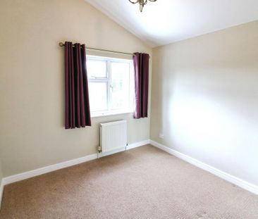 3 bedroom link detached house to rent - Photo 2