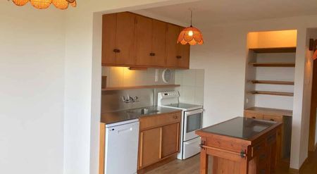 A home with amazing close ocean view - Photo 3