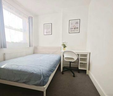 23 Woodheyes 1 - Photo 3