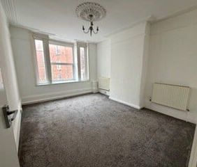 Kent Road, Southsea - Photo 3