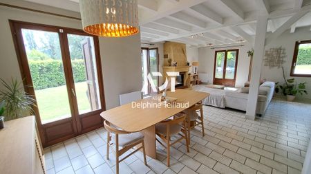 Location Maison 5 pièces 133m² ST ISMIER 38330 - Photo 5
