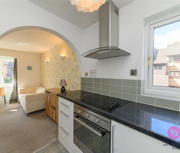 Studio to rent - Photo 5