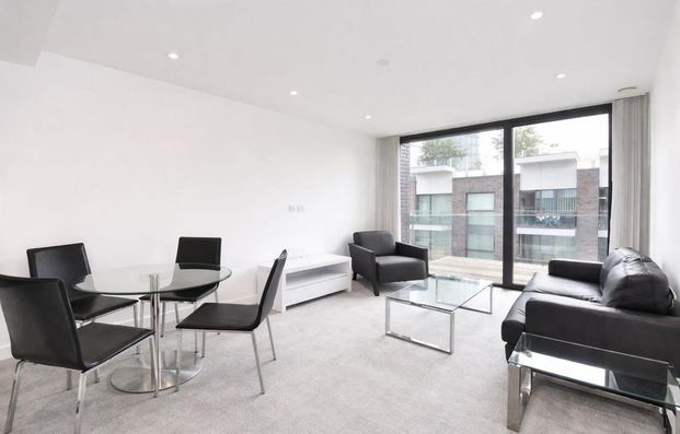 1 bedroom flat to rent - Photo 1