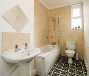 Ryecroft Street, Ossett - Photo 1