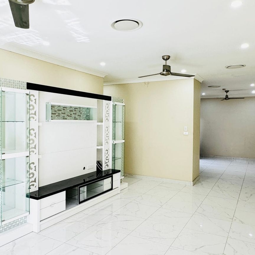 Villa for Rent - Photo 1