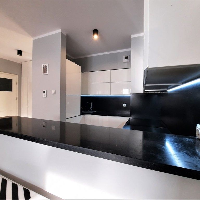 Stare Miasto, 2 pok z balkonem, winda - Фото 1