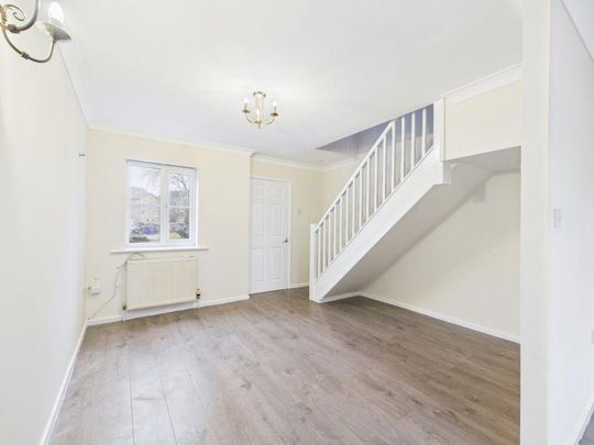 2 bedroom terraced house to rent - Photo 1