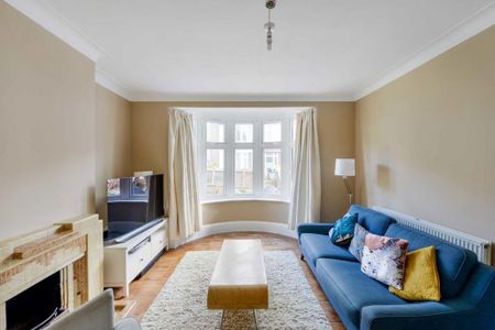 4 bedroom terraced house to rent - Photo 5