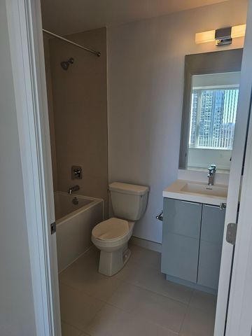 For Lease - 50 Dunfield Avenue Unit# 3319, Toronto, Ontario - Photo 3