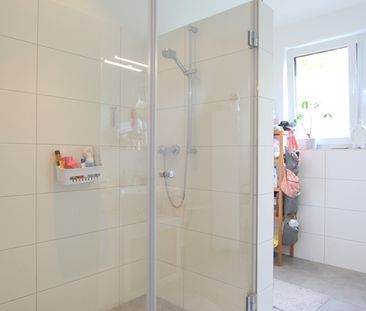 Moderne und exklusive DG-Wohnung mit KfW-55-Standard in kurzer Entf... - Photo 1