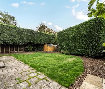 4 bedroom detached house to rent - Photo 2
