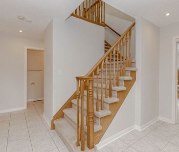 For Lease - 106 Narrow Valley Crescent, Brampton, Ontario - Photo 3