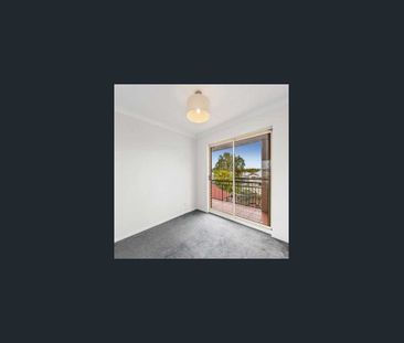 Spacious & Convenient Living in the Heart of Balmoral - Photo 2