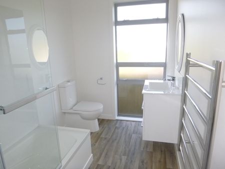 ENJOY THE SUN IN SUNNY SUNSTONE - Photo 4