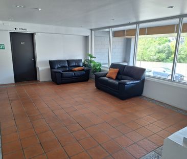 27/54 Hill Street, Thorndon - Photo 4