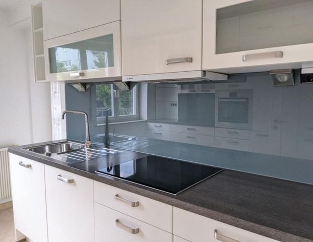 Geräumige 2-Zimmer-Wohnung mit Einbauküche in Wandsbek - Photo 1