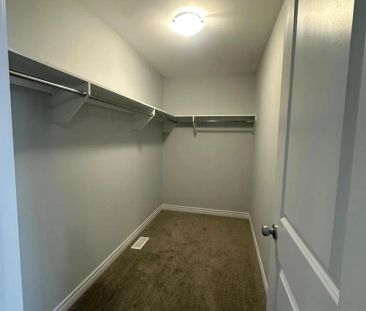 240 O'NEIL STREET - Photo 4