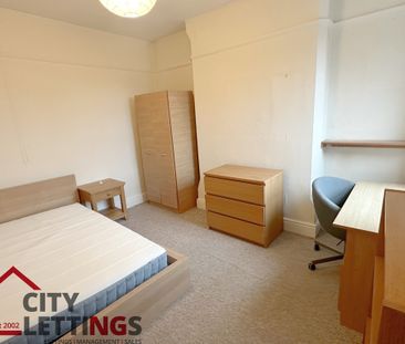 6 Bedroom End Terraced House - Photo 6