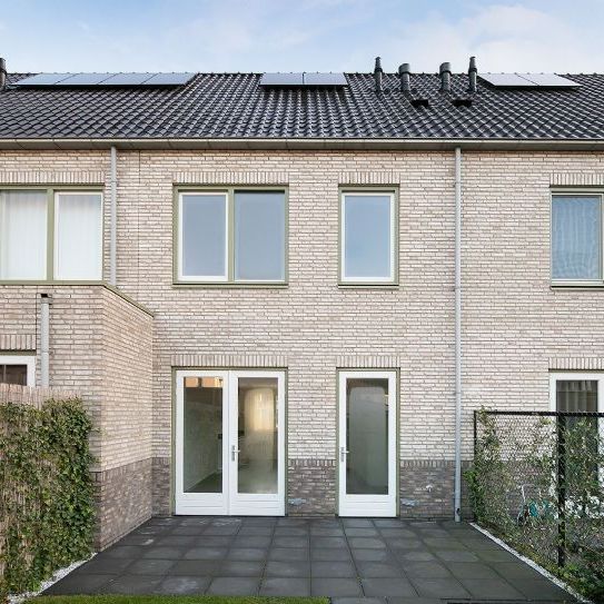 Addy Kleijngeldstraat 102, 5707 HX Helmond - Photo 1