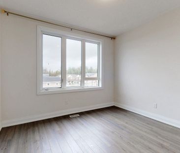 For Lease - 47 Sparks Street, Aurora, Ontario - Photo 1