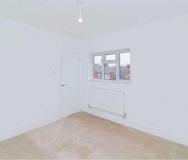 St. Pauls Avenue, Barry, CF62 - Photo 3