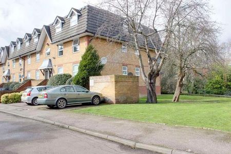 Millstream Close, Palmers Green, N13 - Photo 2