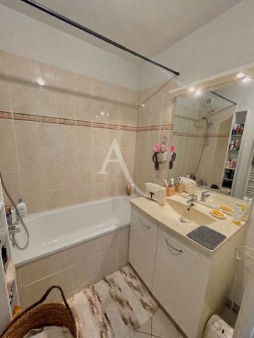 Location Appartement 2 pièces 42m² - Photo 5