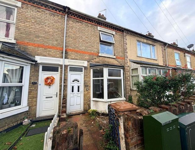 3 bedroom terraced house to rent - Photo 1
