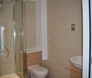 2 double bedroom executive apartment in the sought after Park Way d... - Photo 6