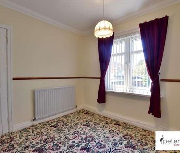 Holborn Road, Hylton Lane Estate, Sunderland, SR4 - Photo 3