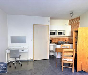 Location Appartement 1 pièce 21m² LILLE 59000 - Photo 1