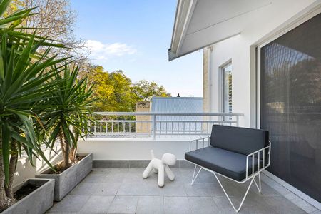 4 Keightley Road East, Shenton Park WA 6008 - House For Rent - $1,200 | Domain - Photo 3