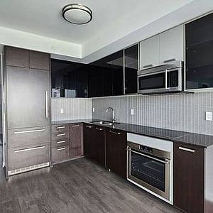 Yonge/Empress Beautiful 1Bdrm 1Bath Great View Near Subway, Restauran - Photo 2