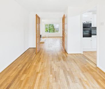 3 bedroom semi-detached house to rent - Photo 4