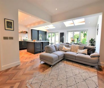 4 Bedroom Semi Detached To Let - Photo 4