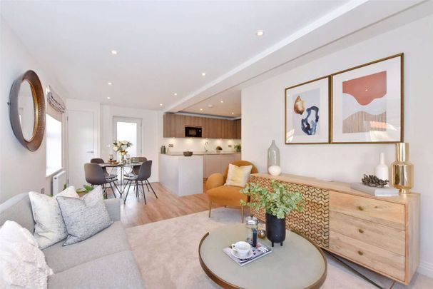 A beautifully presented two bedroom ground floor apartment, finished to an exceptionally high standard - Photo 1
