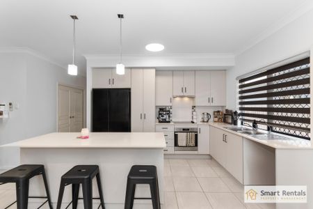 123 Daydream Circuit, Burdell QLD 4818 - House For Rent | Domain - Photo 5