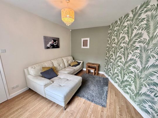 2 bedroom house to rent - Photo 1