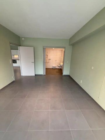 Instapklare gelijkvloerse assistentiewoning in het centrum van Meeuwen. - Photo 4