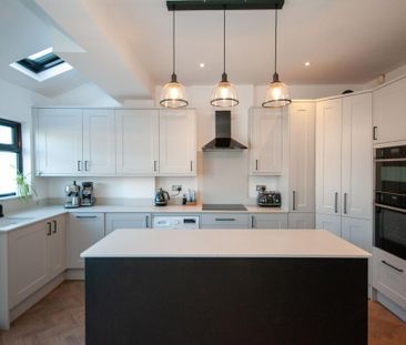 3 bedroom terraced house to rent - Photo 6