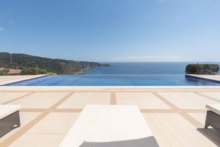7 room luxury Villa for rent in Sant Feliu de Guíxols, Catalonia - Photo 4