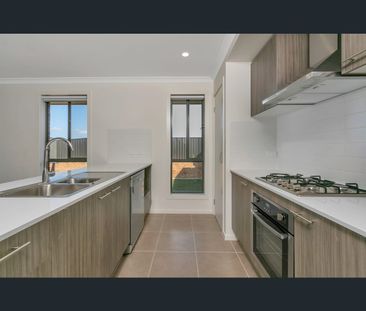 1 Verdale Crescent, Munno Para Downs, SA 5115 - Photo 1