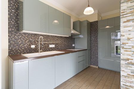 Location Appartement 4 pièces 87m² ANNECY 74000 - Photo 4